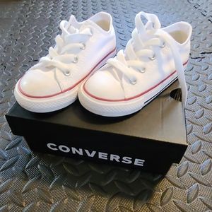 Converse chucks chuck taylor